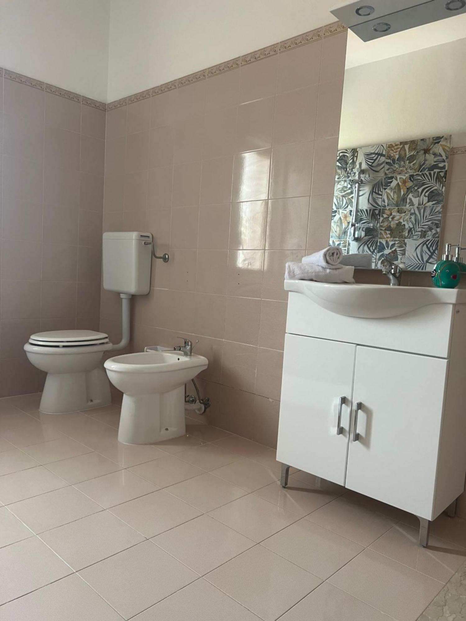 Miramare Apartment Balestrate Bagian luar foto